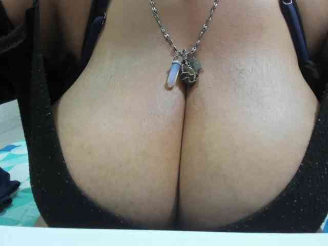 diana_coffee webcam