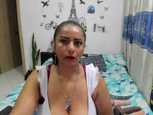 diana_coffee webcam