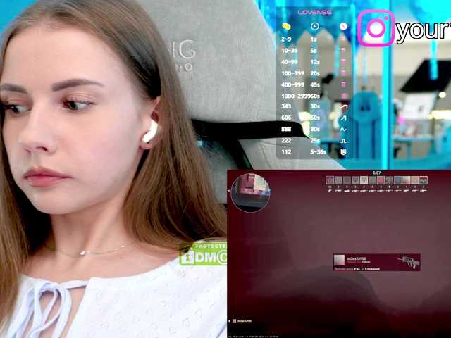 VikkiExtraCheese webcam