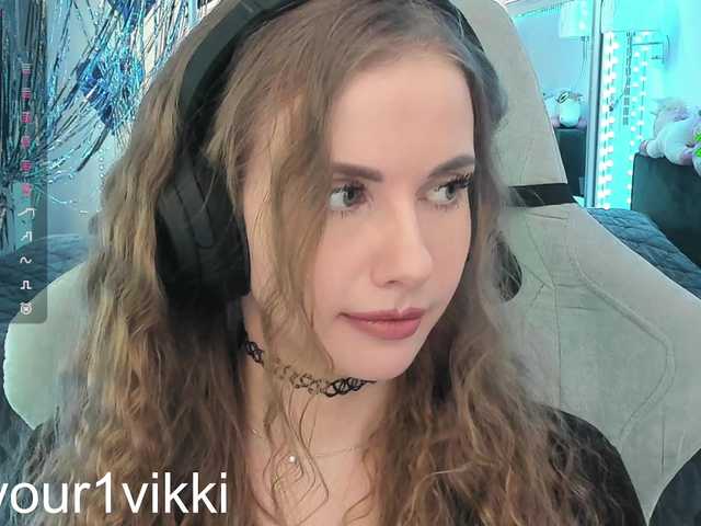 -VikkiL0vesCheese-
