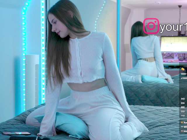 Entra en el chat con el modelo VikkiExtraCheese VikkiExtraCheese