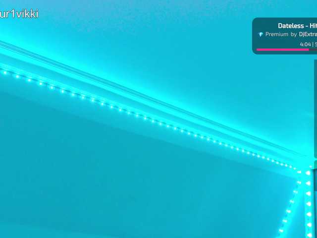 Vai a chattare su VikkiExtraCheese VikkiExtraCheese