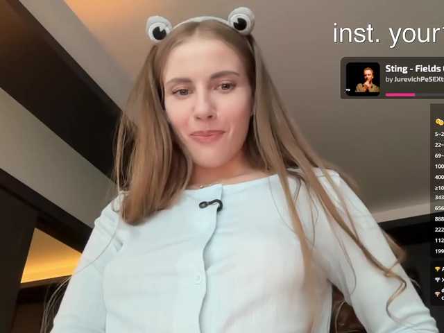 Vai a chattare su VikkiExtraCheese VikkiExtraCheese