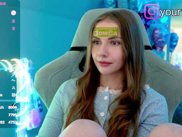 VikkiExtraCheese webcam