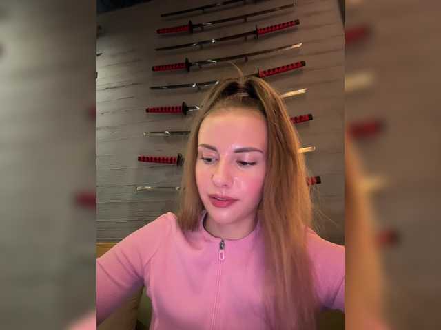 VikkiExtraCheese webcam