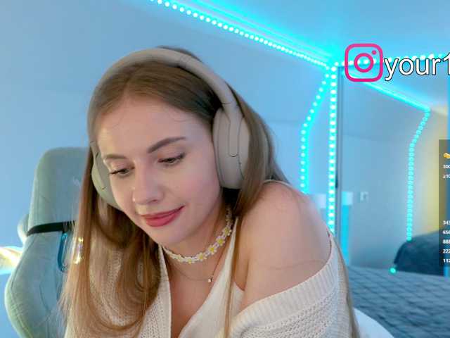 VikkiExtraCheese sohbetine git VikkiExtraCheese