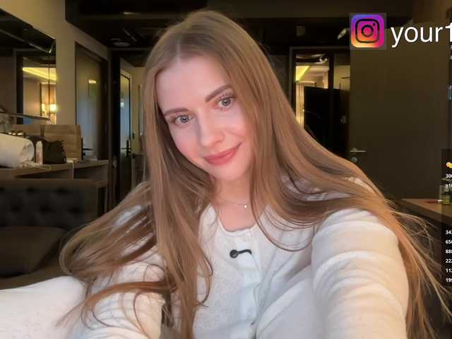 Vai a chattare su VikkiExtraCheese VikkiExtraCheese