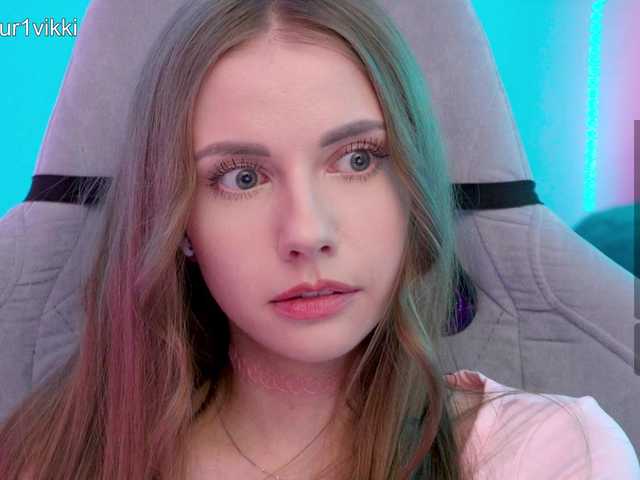 Vai a chattare su VikkiExtraCheese VikkiExtraCheese