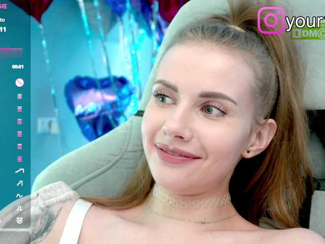 -VikkiL0vesCheese-