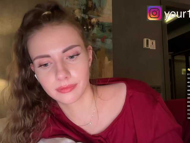 Vai a chattare su VikkiExtraCheese VikkiExtraCheese