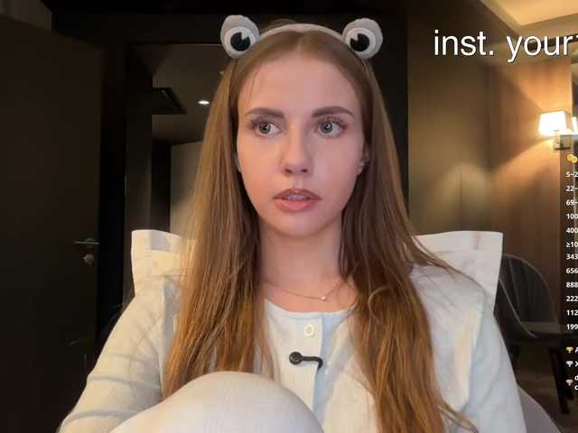 Entra en el chat con el modelo VikkiExtraCheese VikkiExtraCheese