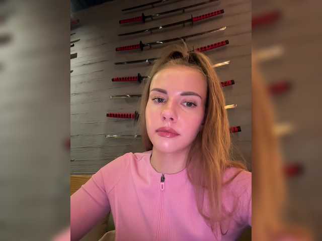 VikkiExtraCheese webcam