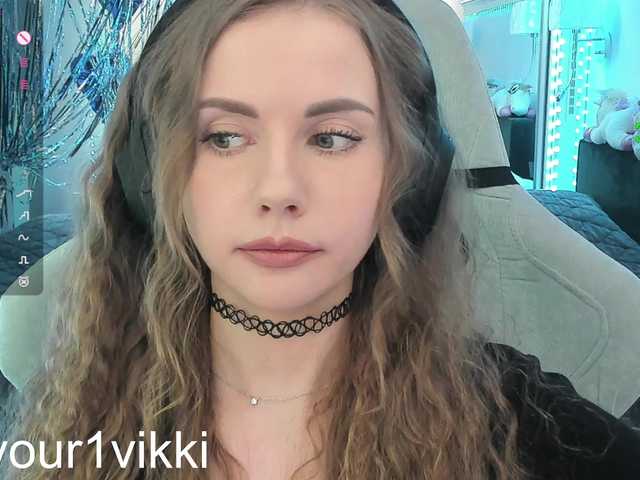 -VikkiL0vesCheese-