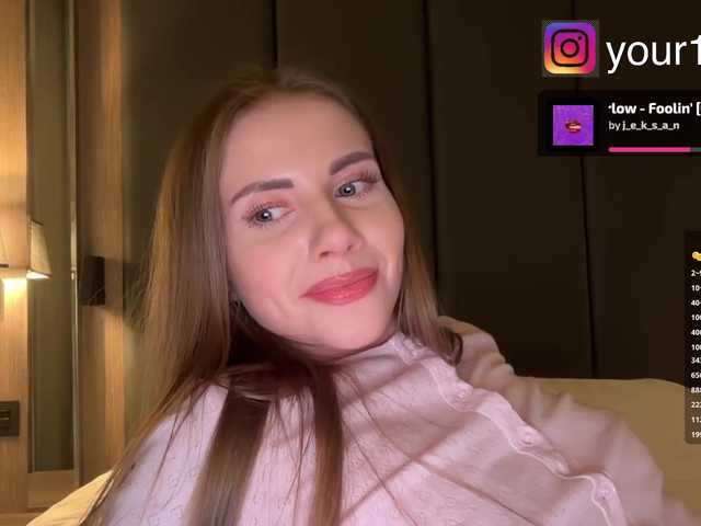 Vai a chattare su VikkiExtraCheese VikkiExtraCheese