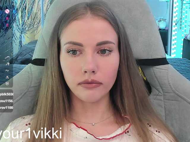 -VikkiL0vesCheese-