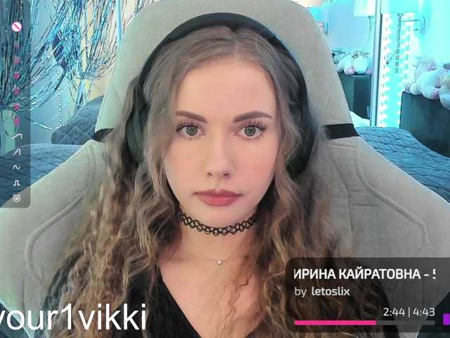 -VikkiL0vesCheese-
