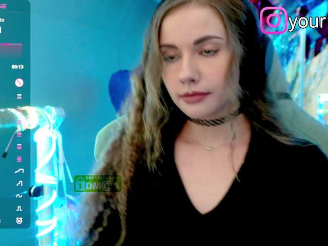-VikkiL0vesCheese-