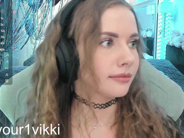 -VikkiL0vesCheese-
