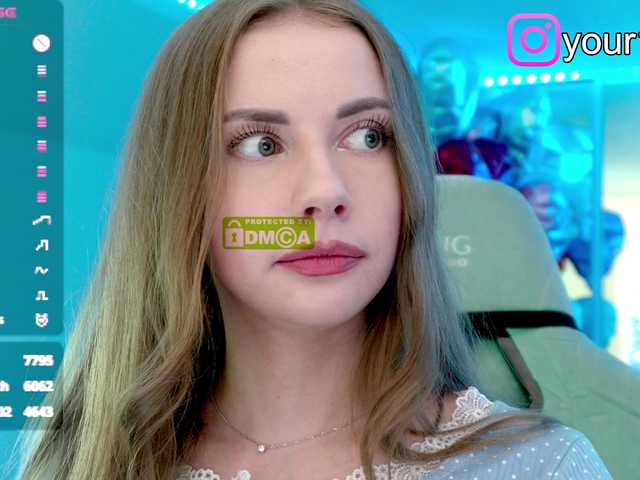 VikkiExtraCheese webcam