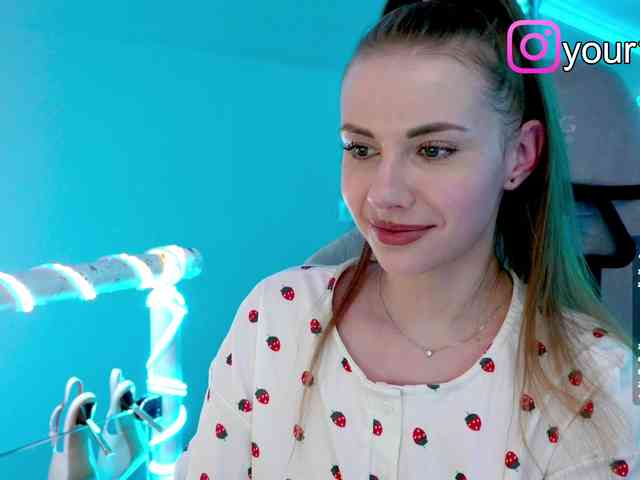 VikkiExtraCheese webcam
