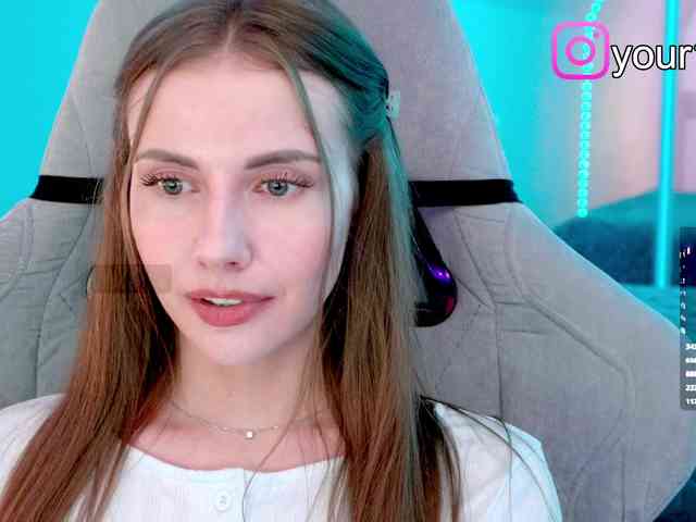 VikkiExtraCheese webcam