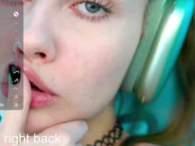 VikkiExtraCheese