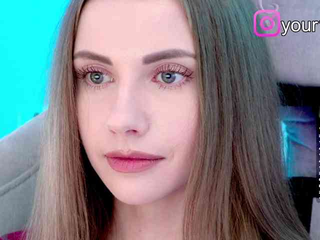 VikkiExtraCheese webcam