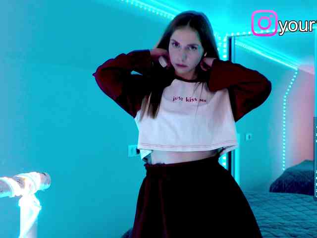 VikkiExtraCheese webcam