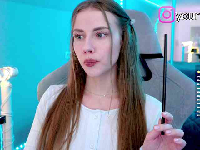 VikkiExtraCheese webcam