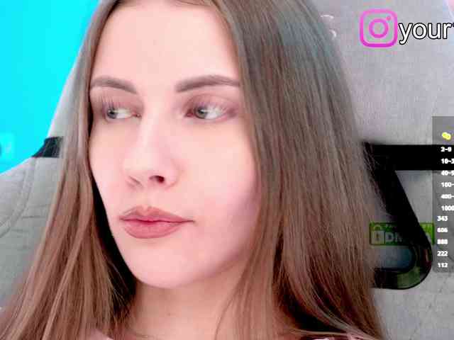 VikkiExtraCheese
