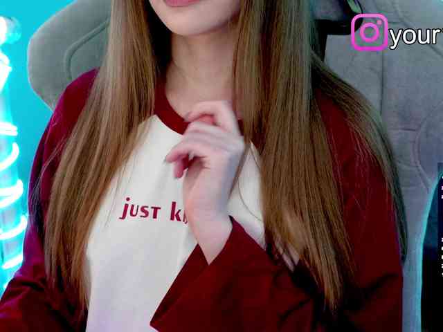 VikkiExtraCheese webcam