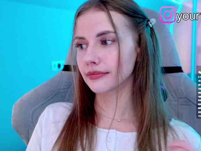 VikkiExtraCheese webcam