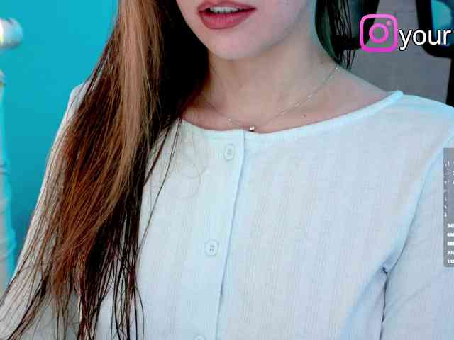 VikkiExtraCheese webcam