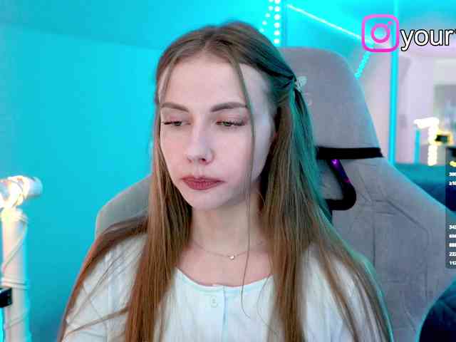 VikkiExtraCheese webcam