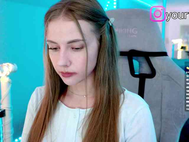 VikkiExtraCheese webcam