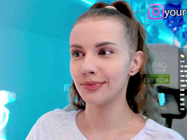 VikkiExtraCheese