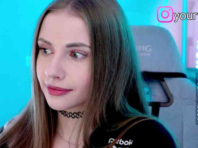 VikkiExtraCheese webcam