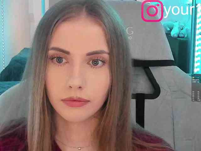 VikkiExtraCheese webcam