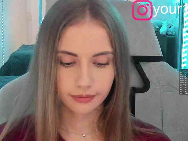 VikkiExtraCheese webcam