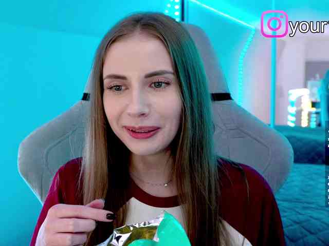 VikkiExtraCheese webcam