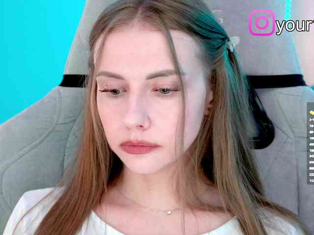 VikkiExtraCheese webcam