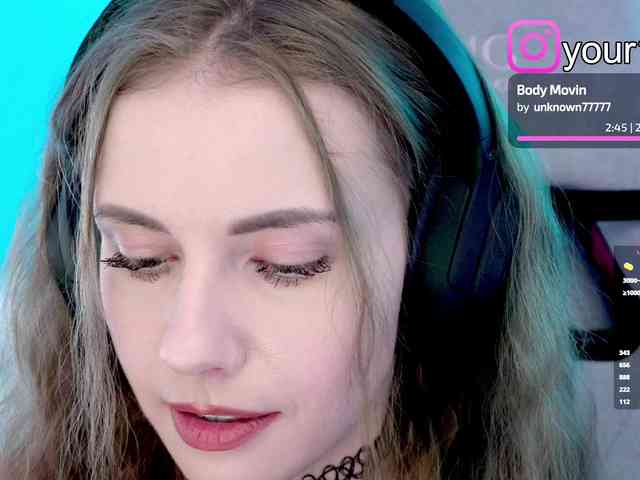 VikkiExtraCheese webcam