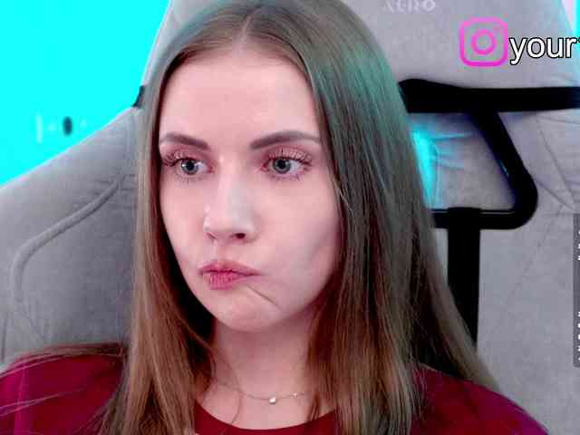 VikkiExtraCheese webcam