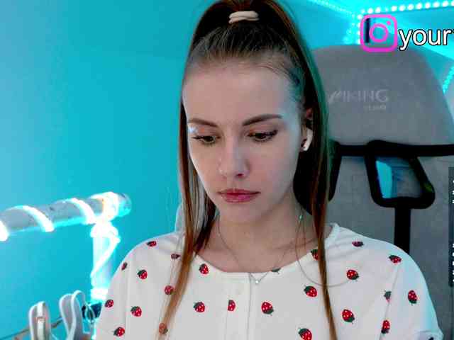 VikkiExtraCheese webcam