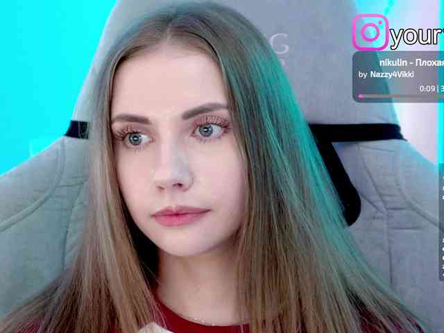 VikkiExtraCheese webcam