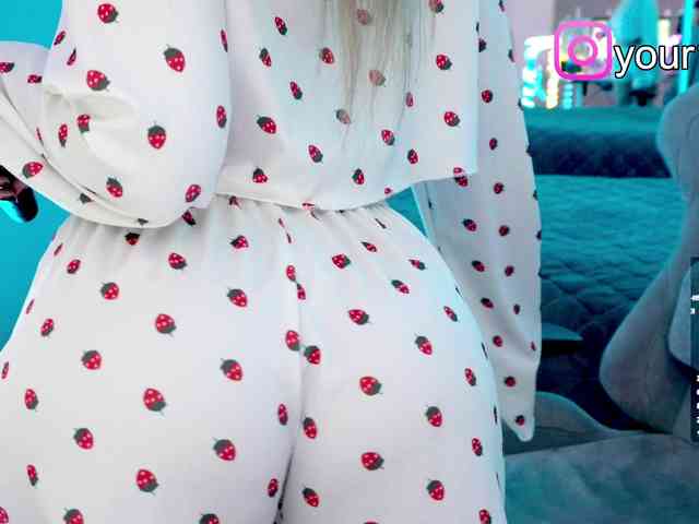 VikkiExtraCheese webcam