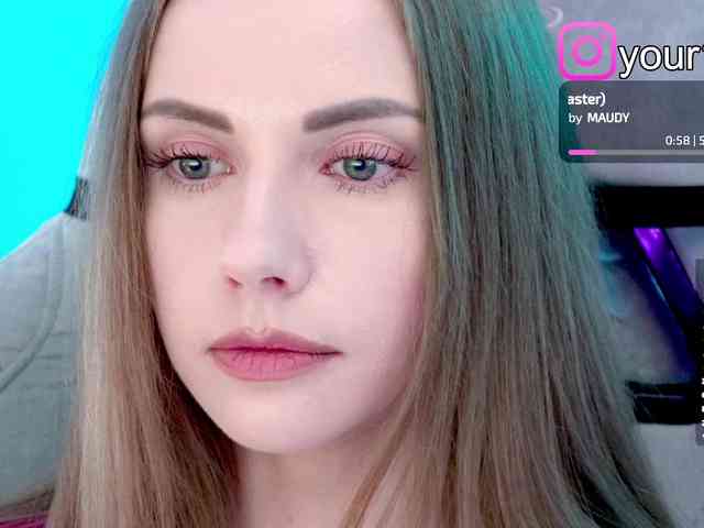 VikkiExtraCheese webcam
