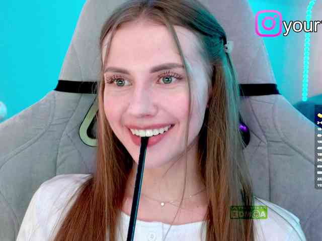 VikkiExtraCheese webcam