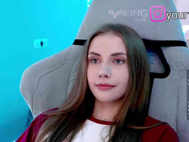 VikkiExtraCheese webcam