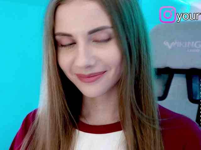 VikkiExtraCheese webcam